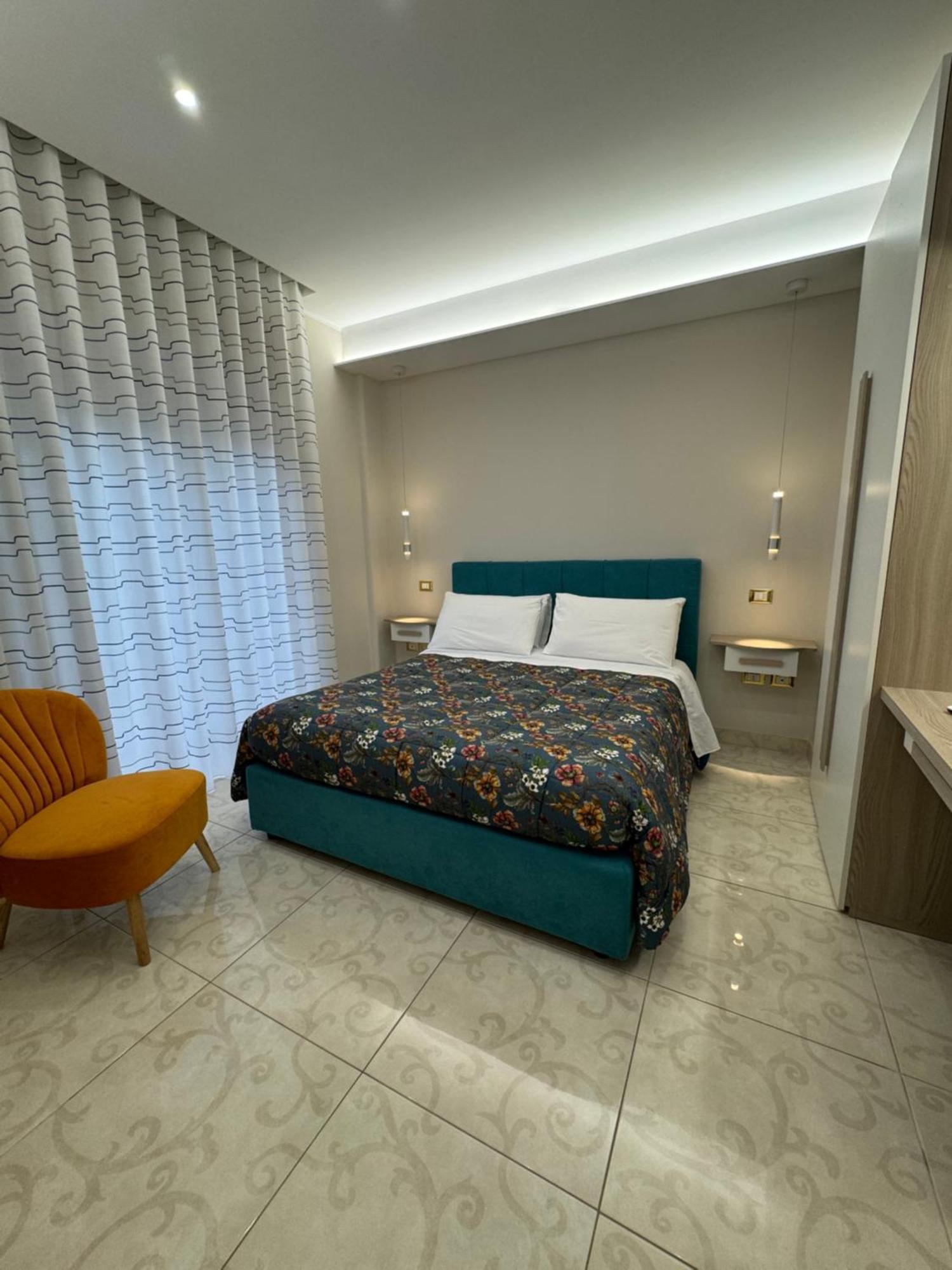 Casa Anatrella Comfort House نابولي المظهر الخارجي الصورة