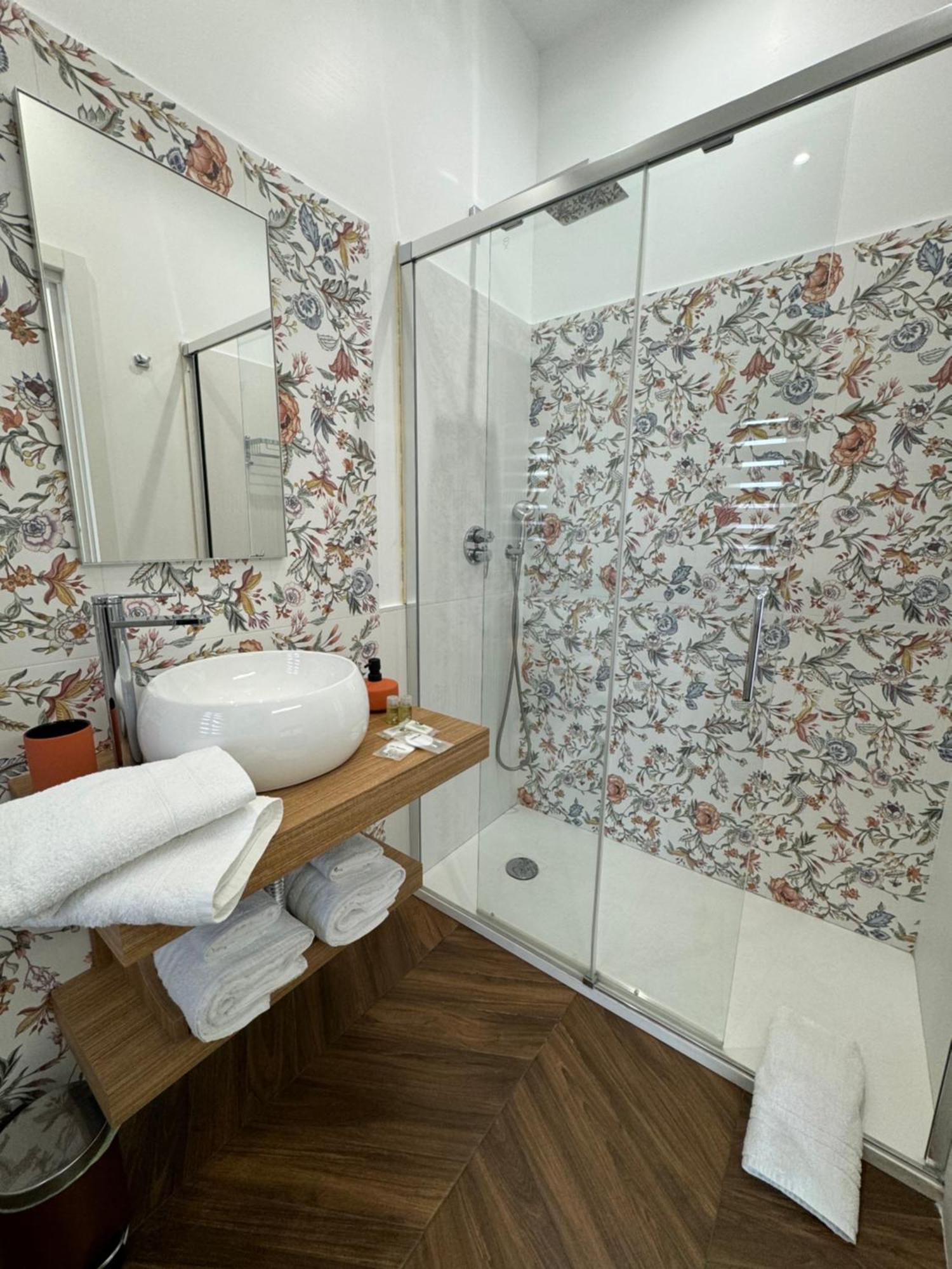 Casa Anatrella Comfort House نابولي المظهر الخارجي الصورة